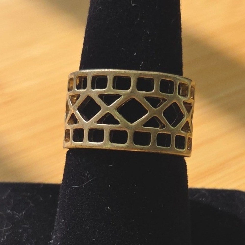 Gold Tone Geometric Cutoutā Wide Band Ring Size 9 Statement Lattice Openwork